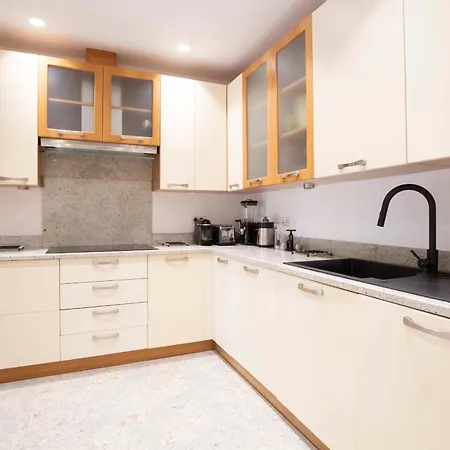 Exceptional Super-cannes Glaieuls With Sea Views Pools & Private Jacuzzi Casa vacanze *