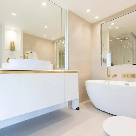 Exceptional Super-cannes Glaieuls With Sea View Swimming Pools Jacuzzi * Vallauris