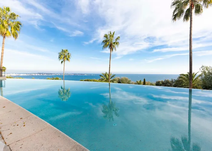 Exceptional Super-cannes Glaieuls With Sea Views Pools & Private Jacuzzi