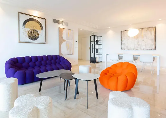 Exceptional Super-cannes Glaieuls With Sea Views Pools & Private Jacuzzi Hébergement de vacances *
