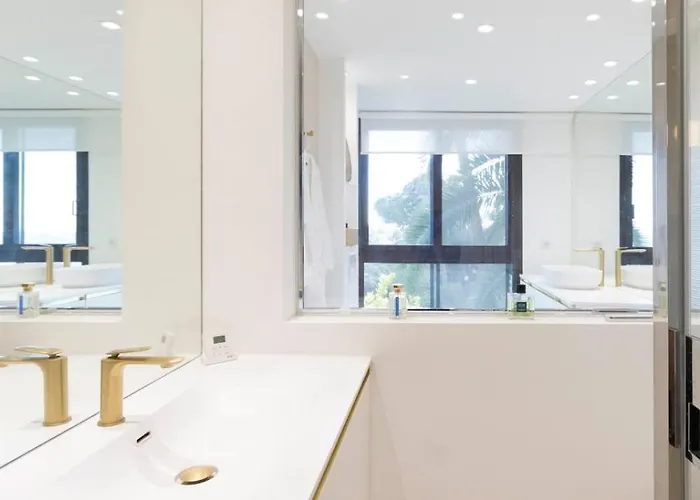 Exceptional Super-cannes Glaieuls With Sea Views Pools & Private Jacuzzi