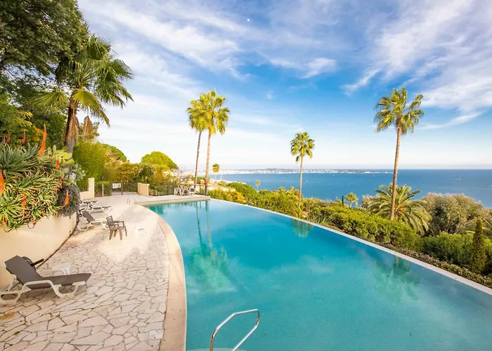 Hébergement de vacances Exceptional Super-cannes Glaieuls With Sea Views Pools & Private Jacuzzi *